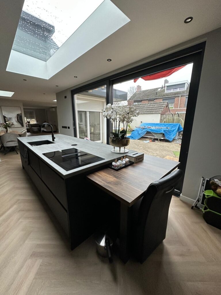 imgi_25_PHOTO-2024-12-13-13-11-00