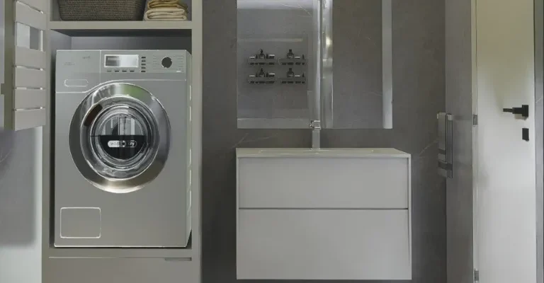 Overkapping-Mantelzorgwoning-Interieur-Waskamer-108m2